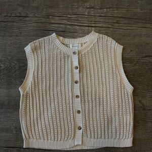 DISSH Cream Knit Button-Up Cardigan